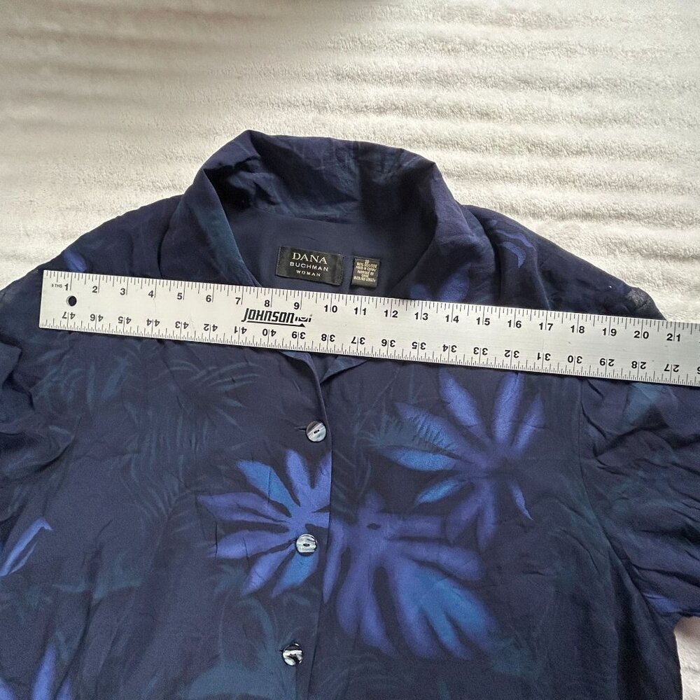 Dana Buchman Womens Silk Button-Up Shirt Blouse Top Size 20 Blue Tropical Print - Picture 6 of 9